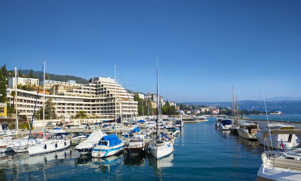 Hotel Admiral - Liburnia Abbázia Kültér fotó